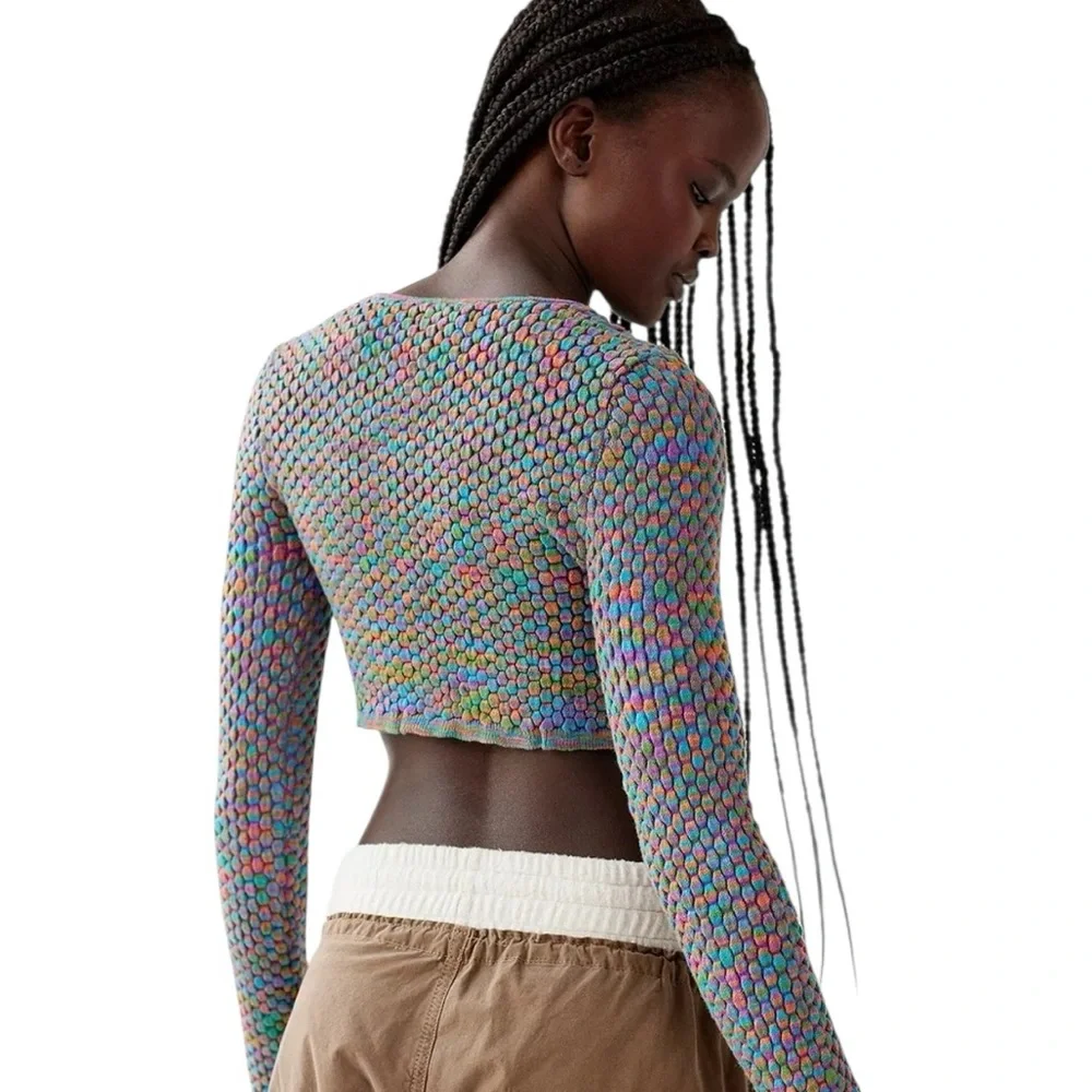 Urban Outfitters Piper Keyhole Textured Knit Long Sleeved Crop Top Sz Medium